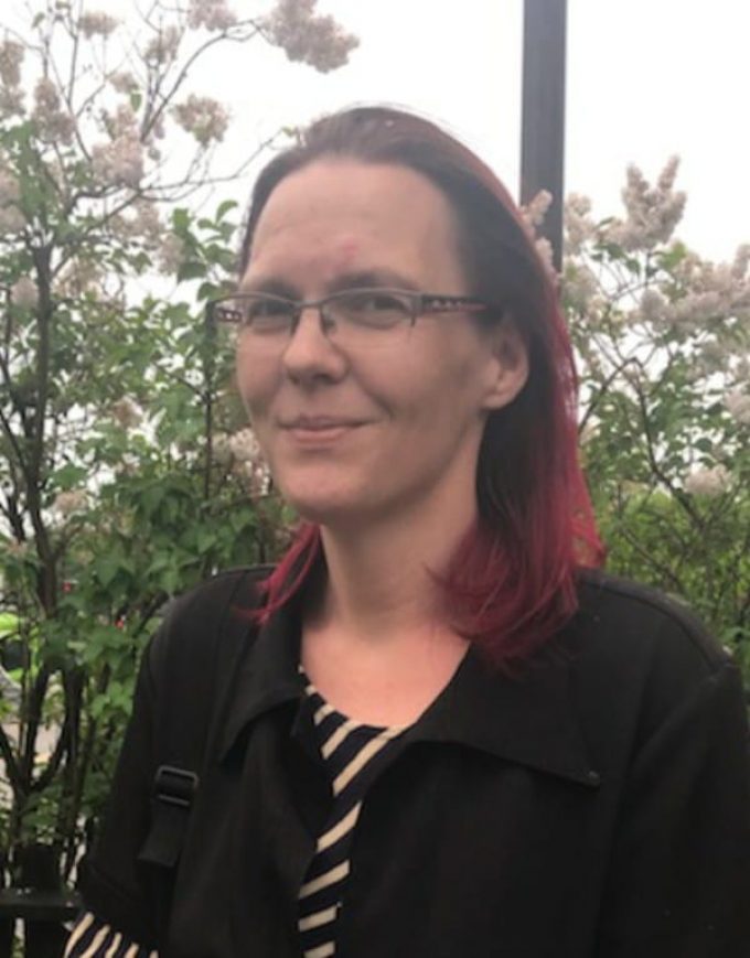 Mme Annie Deblois, présidente