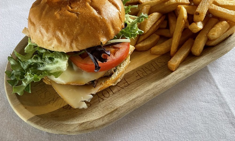 Succès pour la vente de burgers aux saveurs de Lotbinière au profit de la Fondation Philippe Boucher